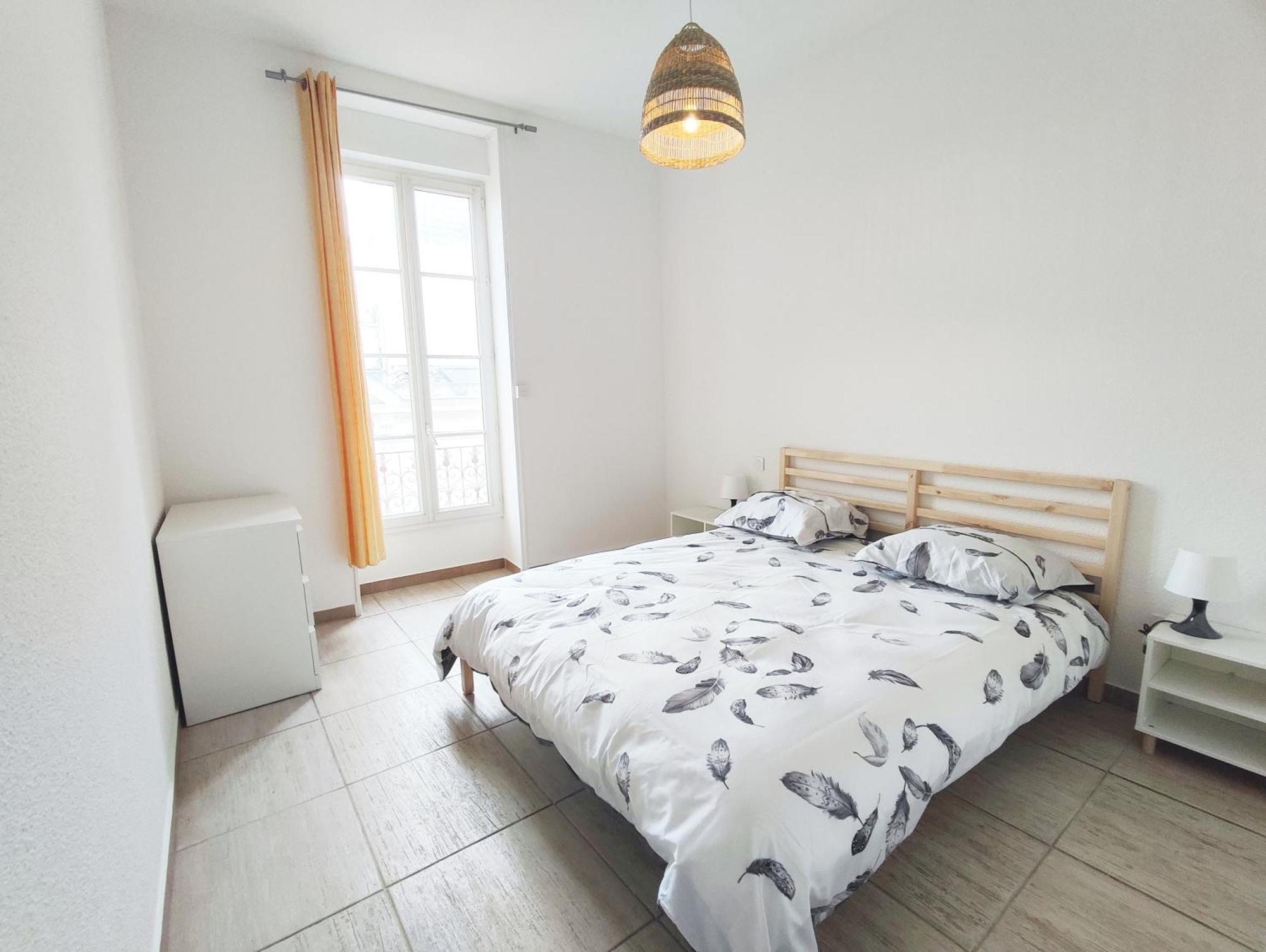Bel Appartement Centre De Нім Екстер'єр фото